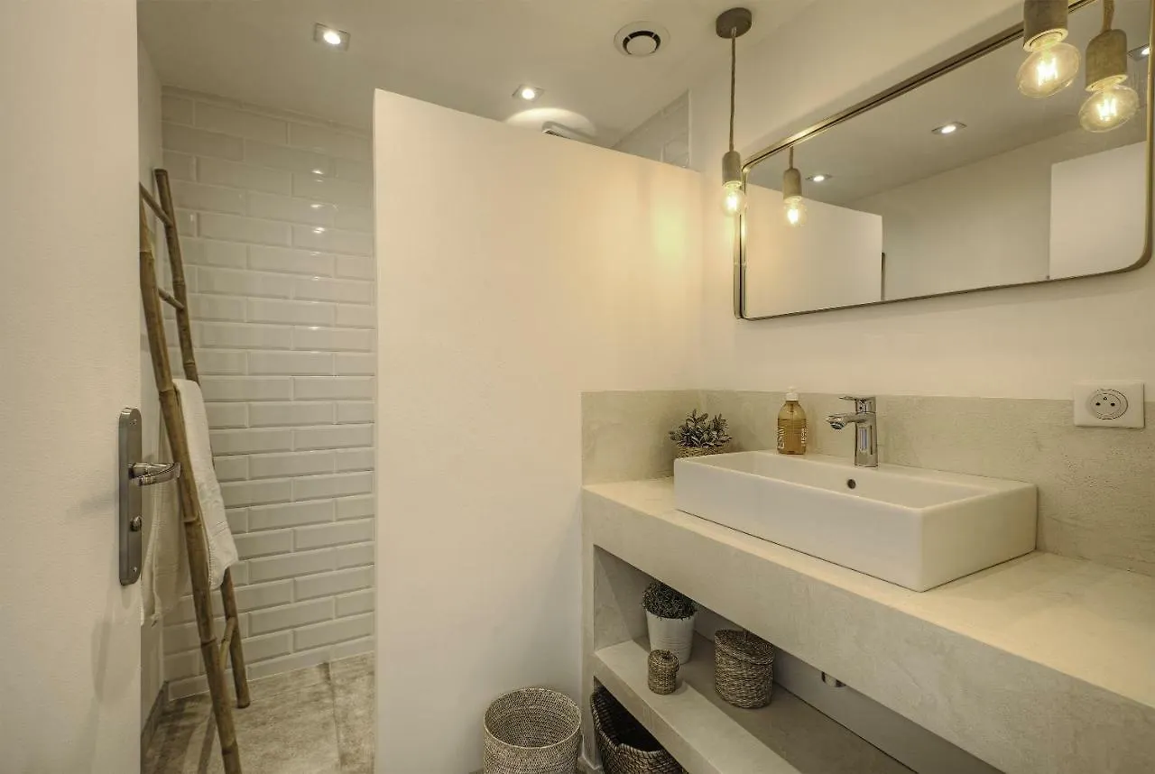 St Tropez-Ramatuelle Appartement Vue Mer Francja
